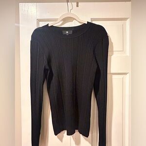 Banana Republic Black Ribbed Crew Neck Sweater, Size Medium